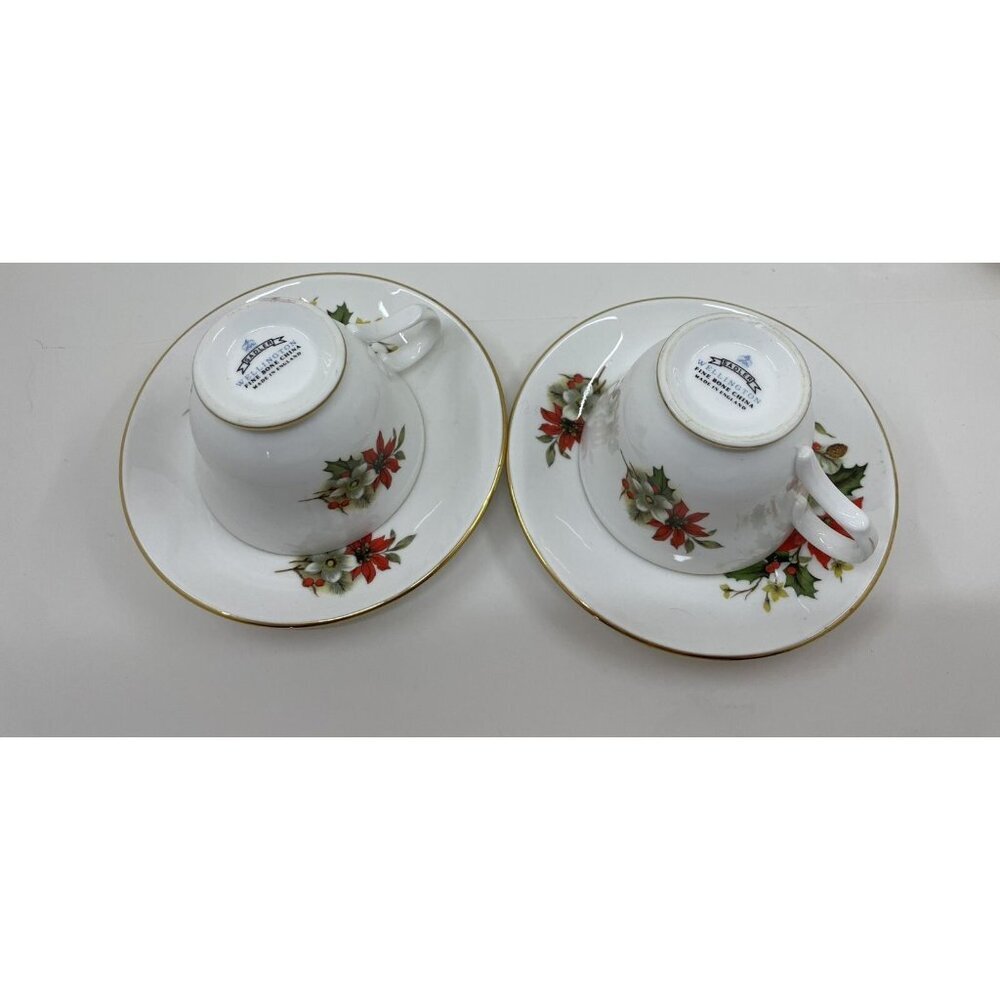 Sadler Wellington Bone China Poinsettia Tea Cups & Saucers Set of 2 Holiday
